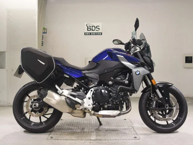 BMW F 900 R