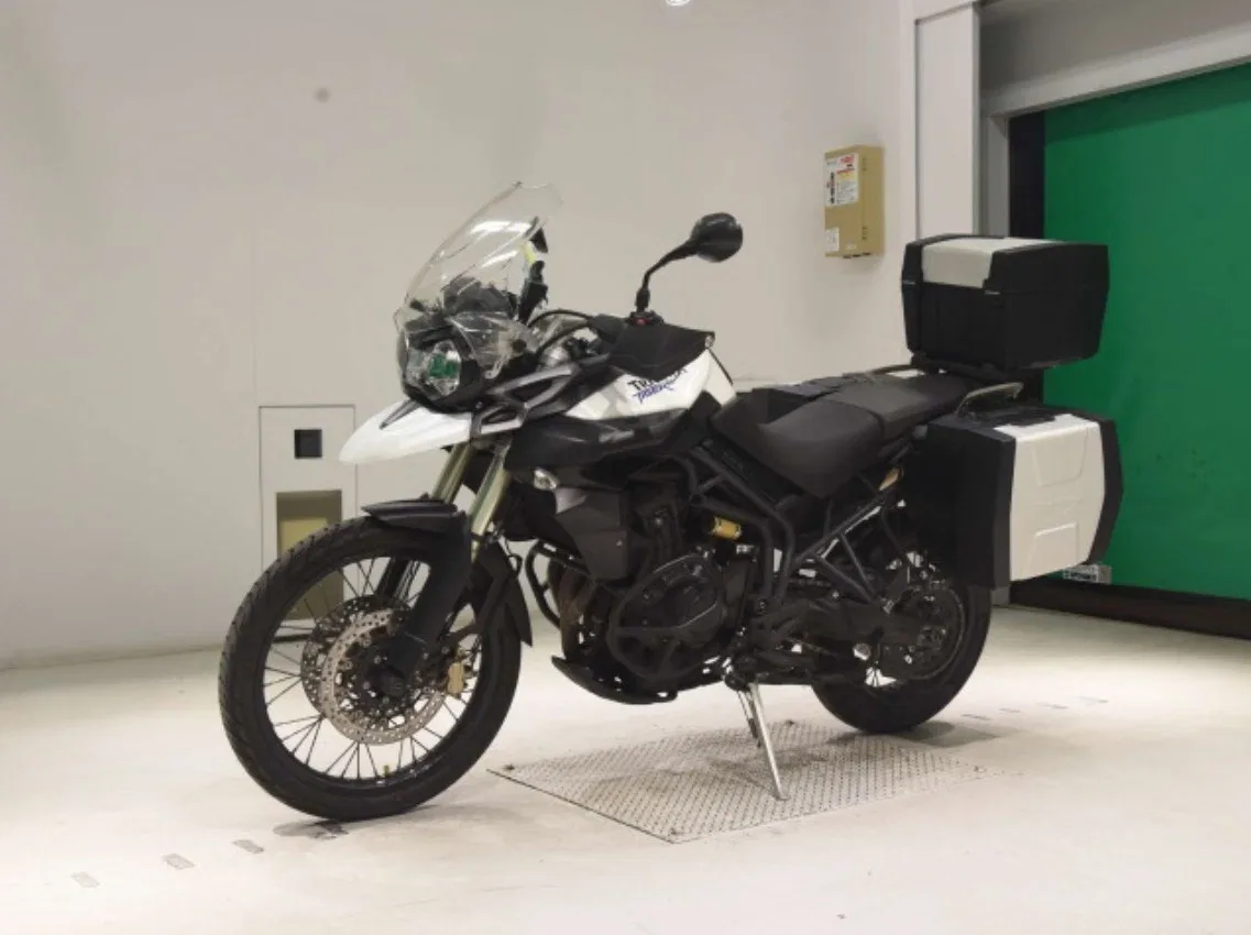 Triumph Tiger 800