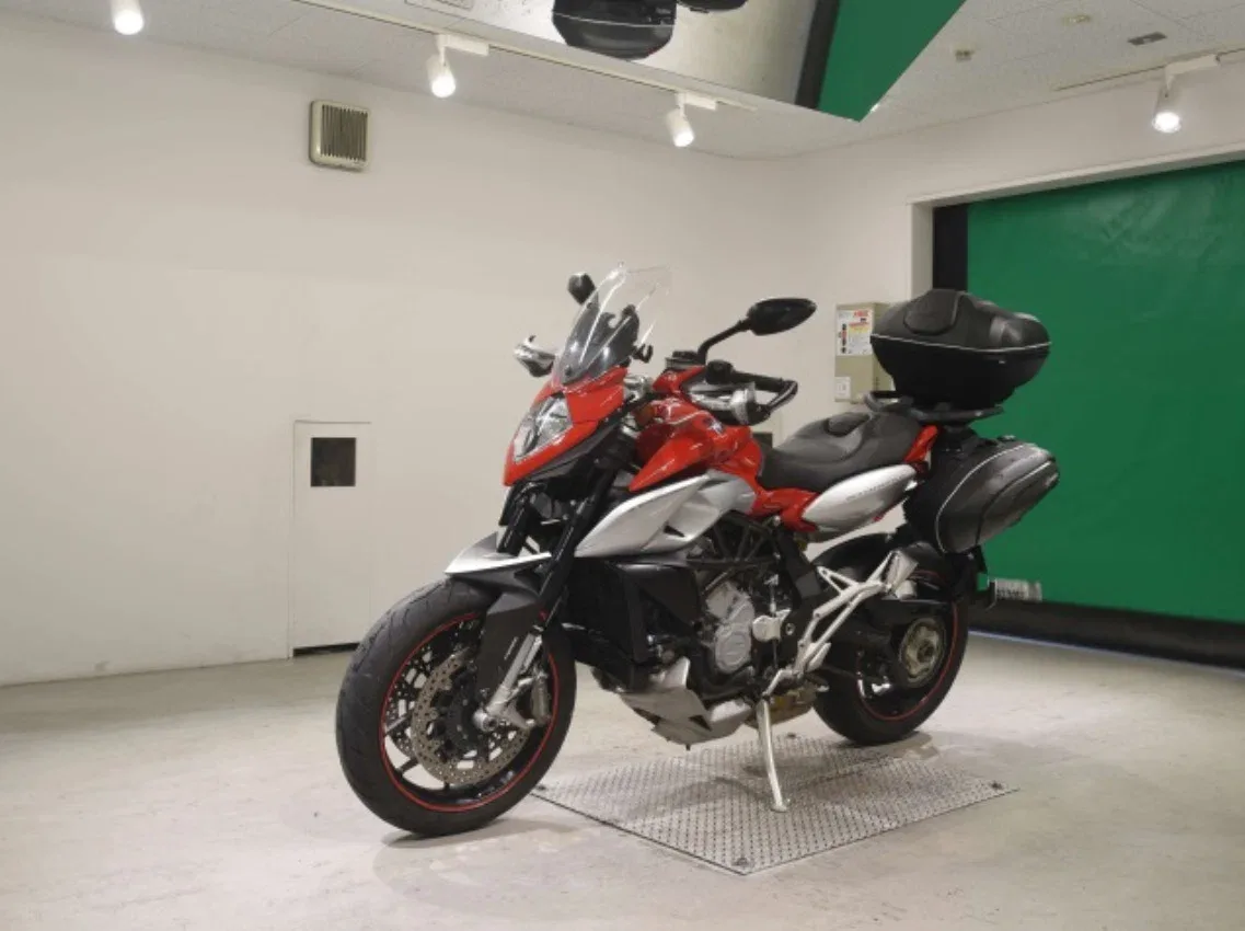 MV Agusta Stradale 800