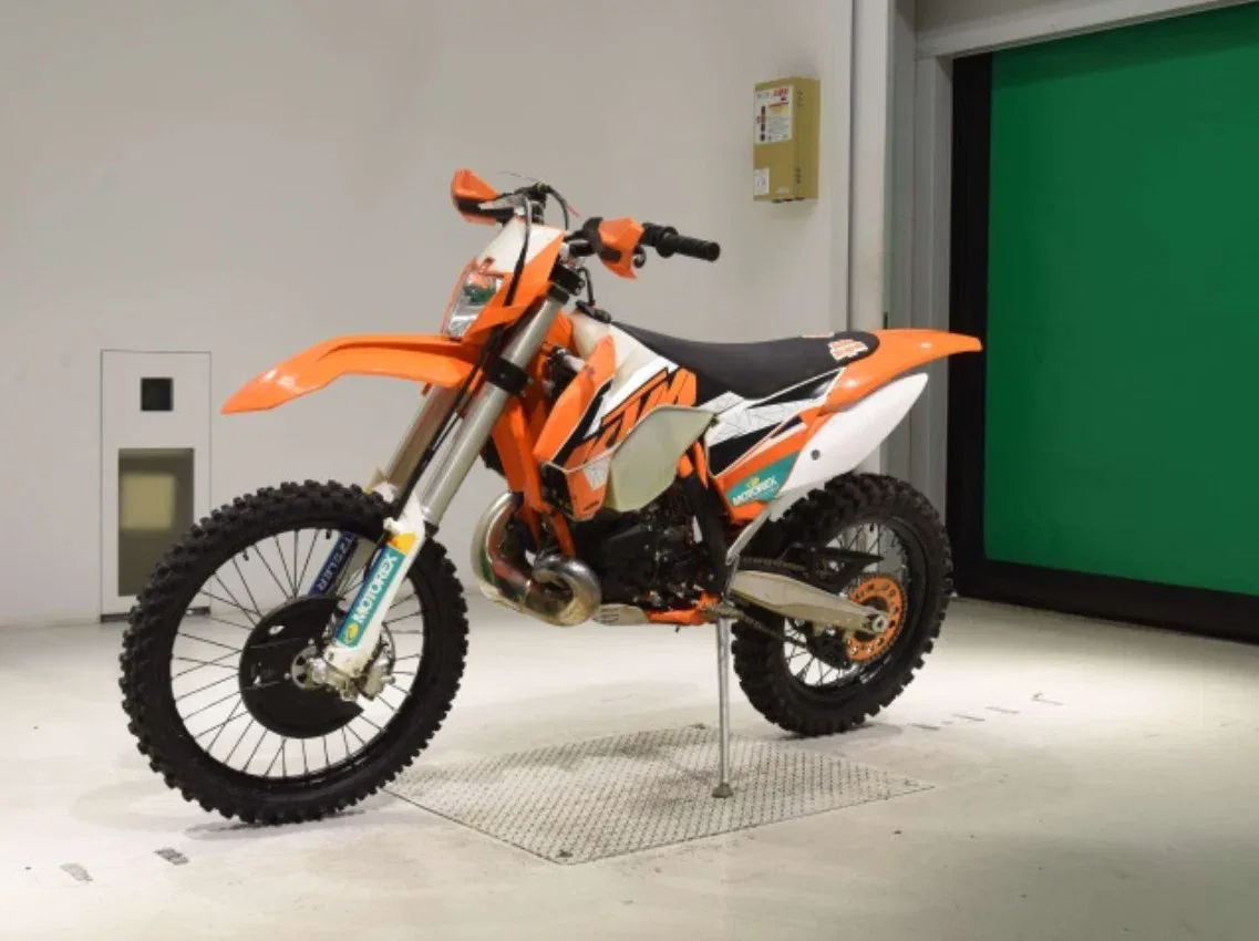 KTM AG 200 EXC