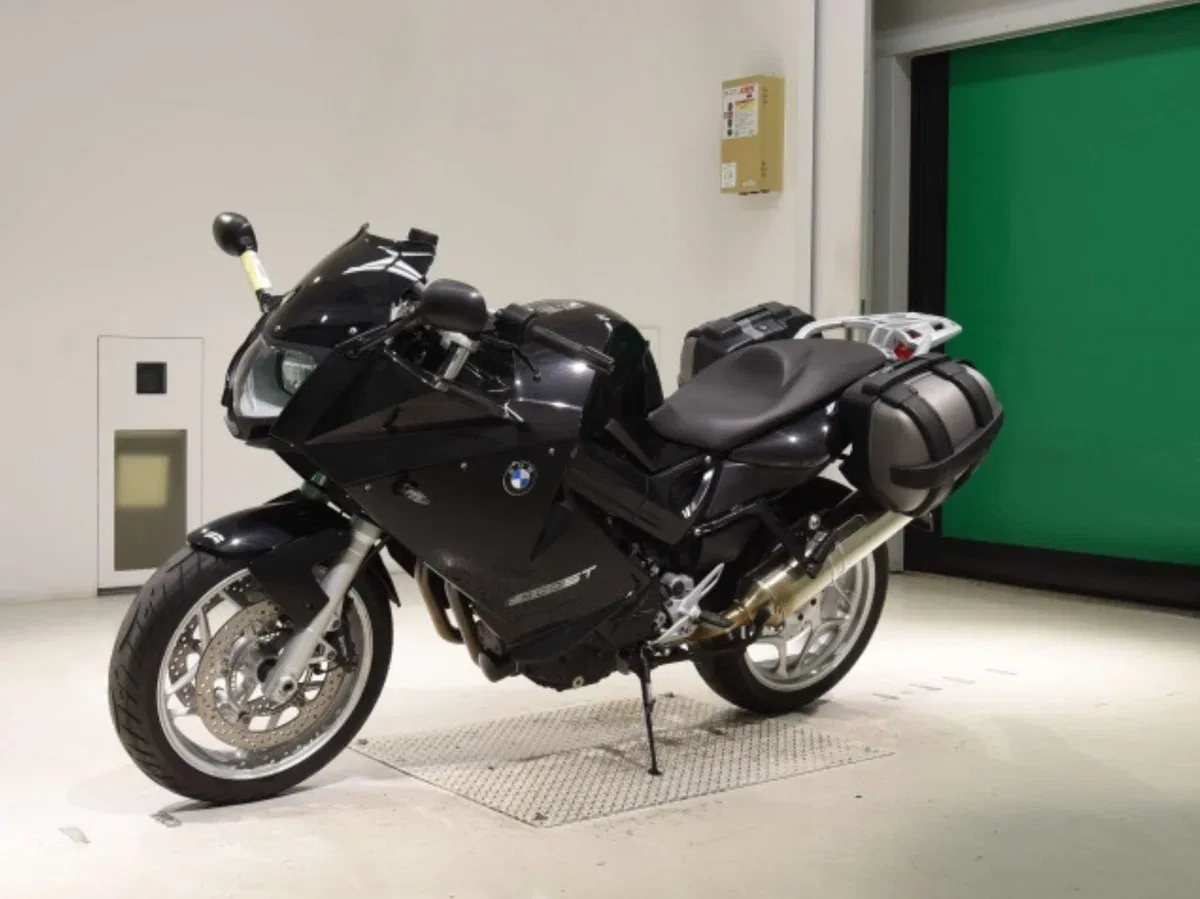 BMW F 800 ST