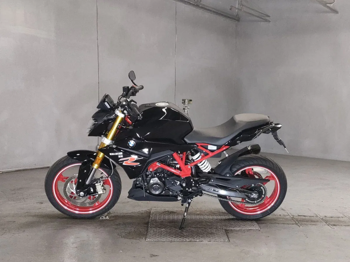 BMW G 310 R