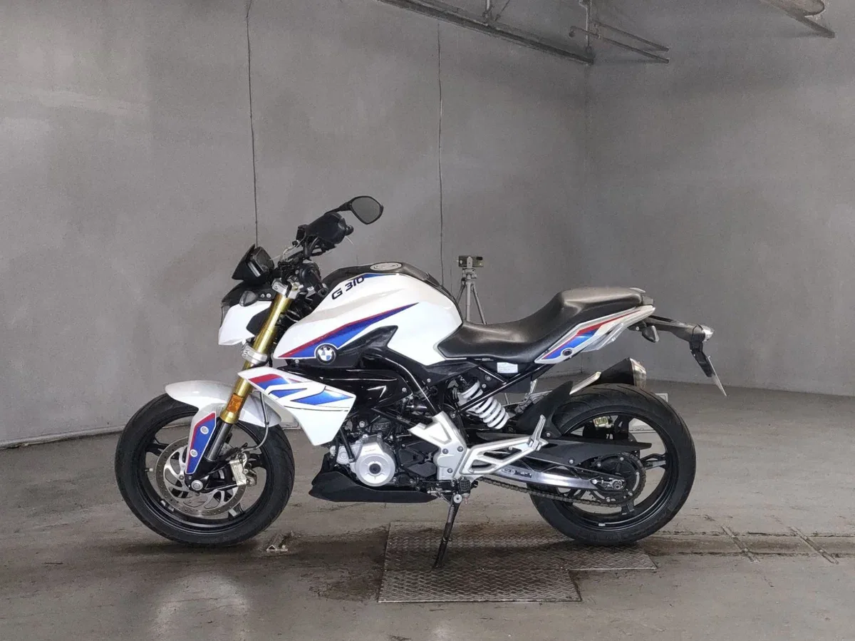 BMW G 310 R