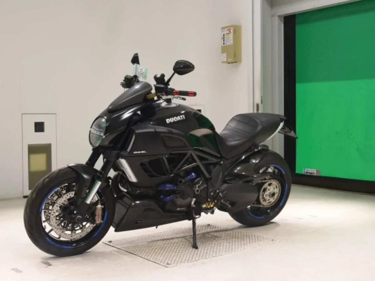 Ducati Diavel