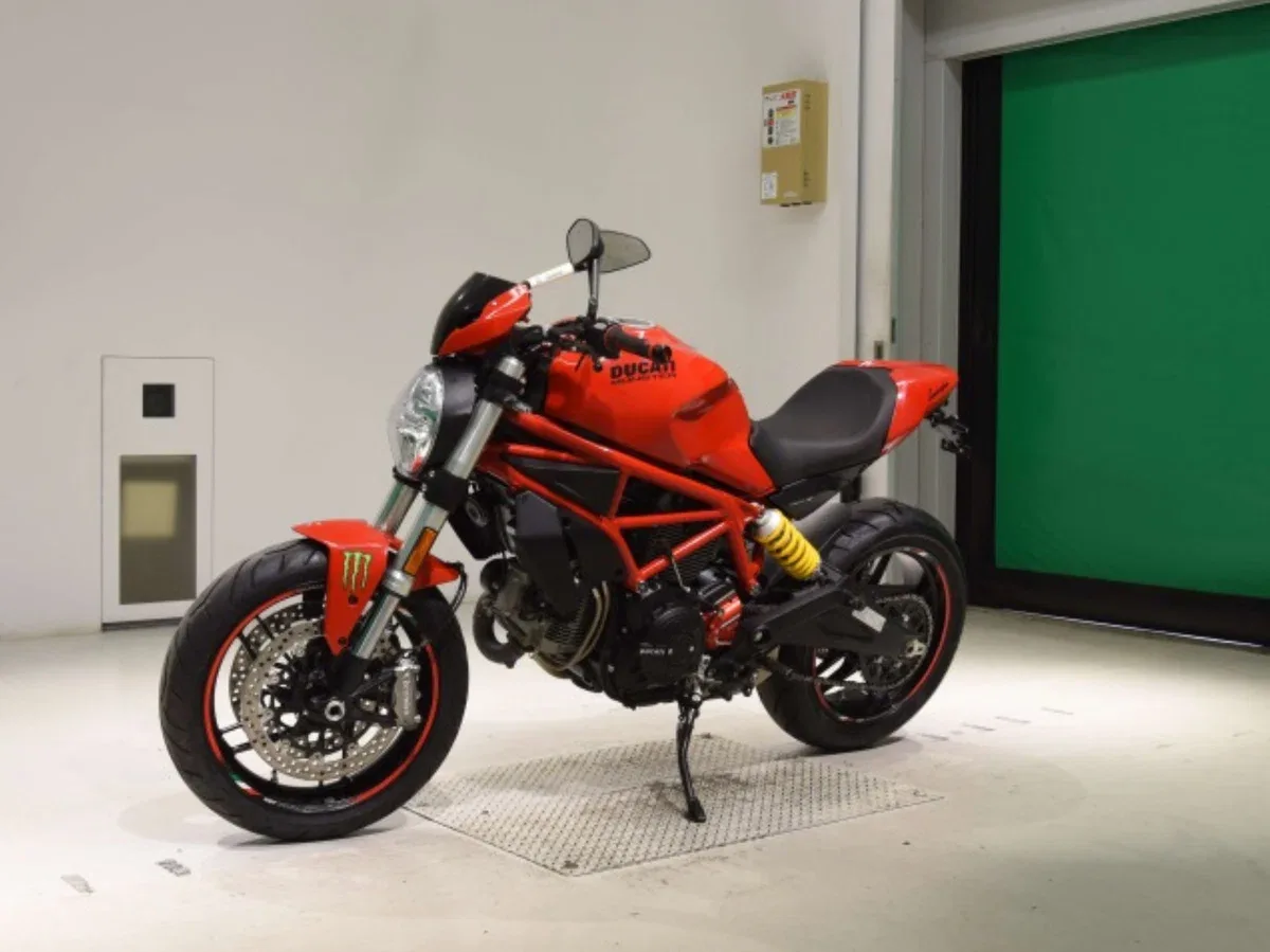 Ducati Monster 797
