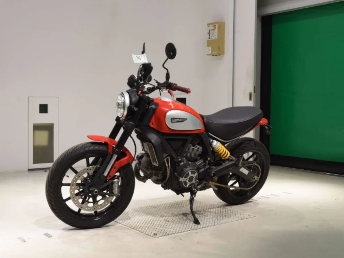 Ducati Scrambler 800