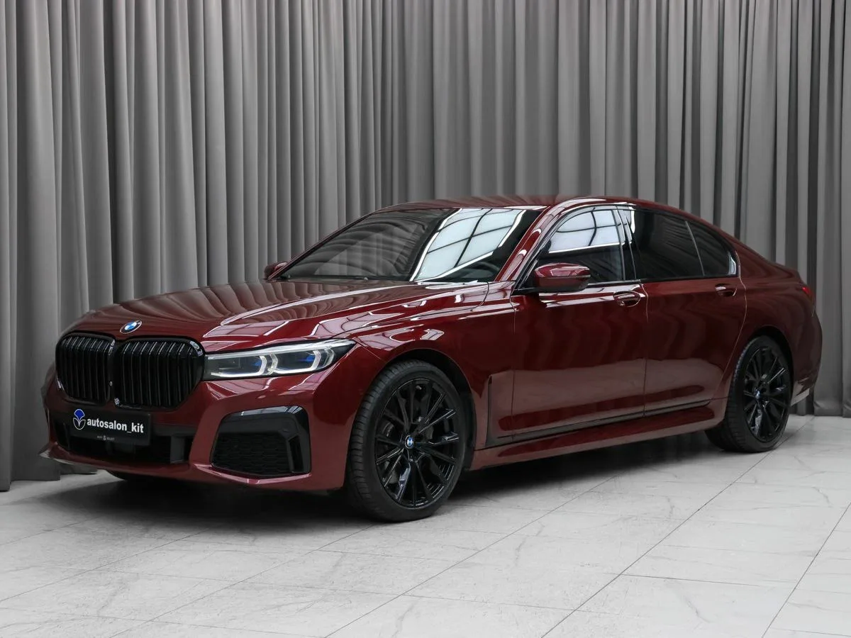 BMW 7 серии VI (G11/G12) Рестайлинг