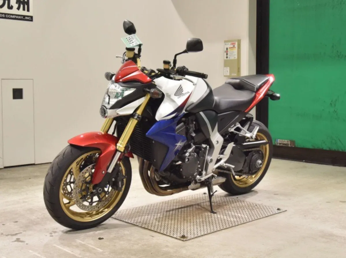 Honda CB1000R