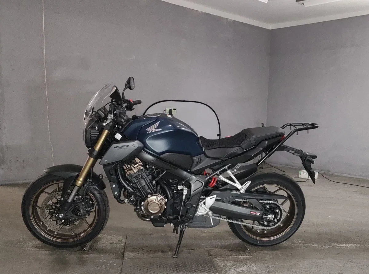 Honda CB650R