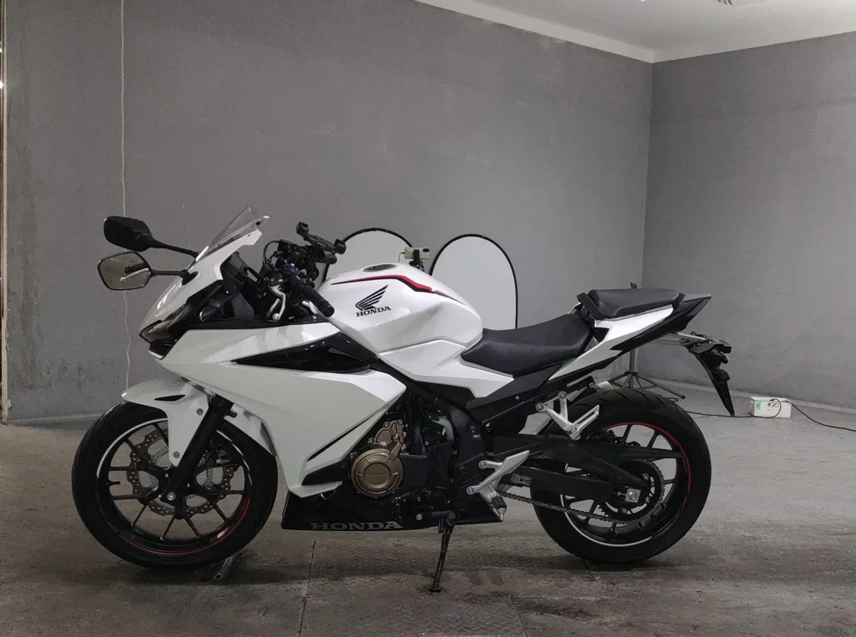 Honda CBR400R