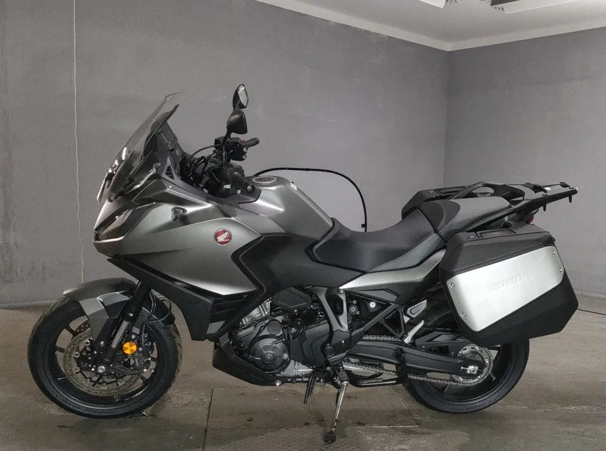 Honda NT1100