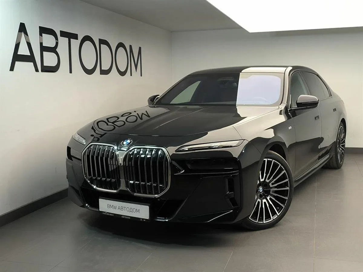 BMW 7 серии VII (G70)