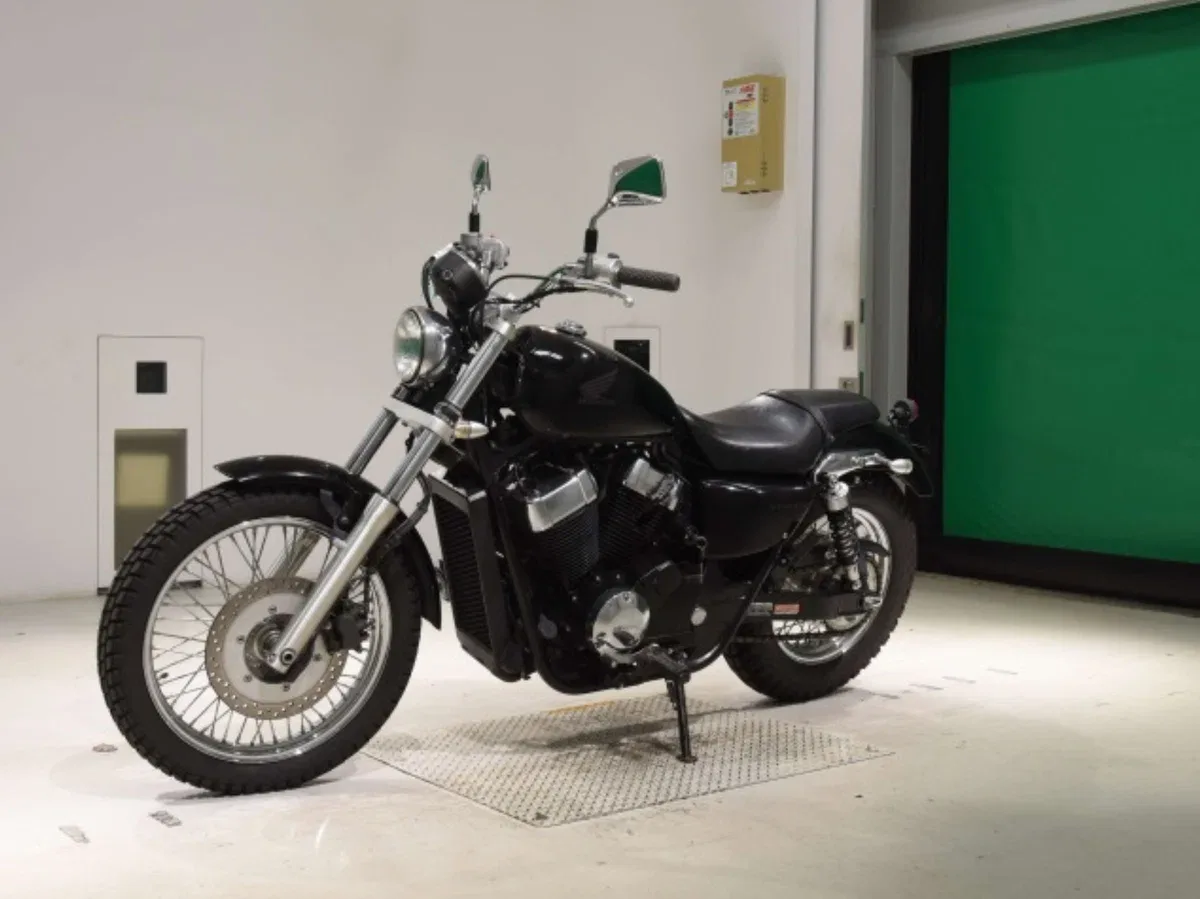 Honda VT 400