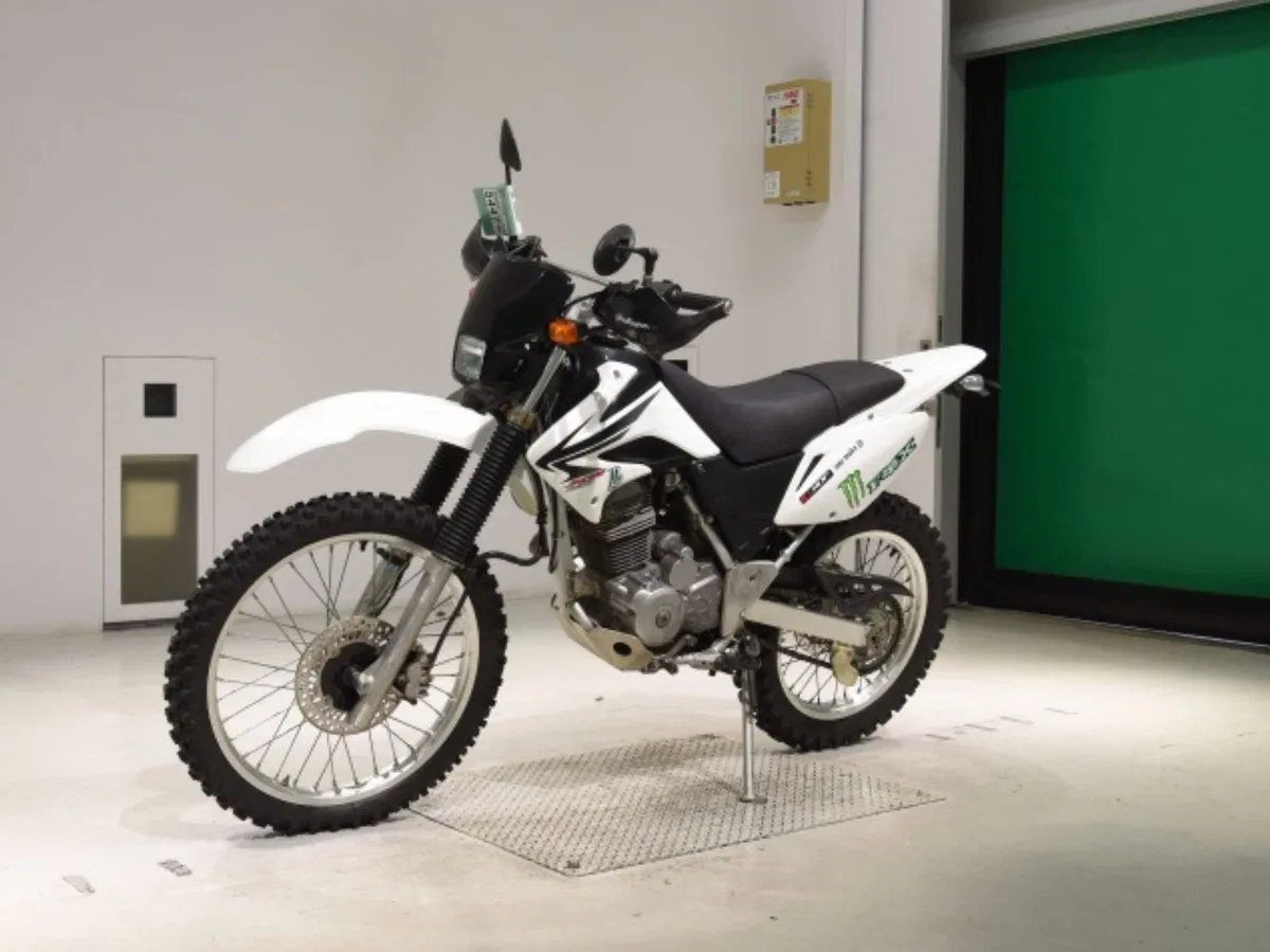 Honda XR 230