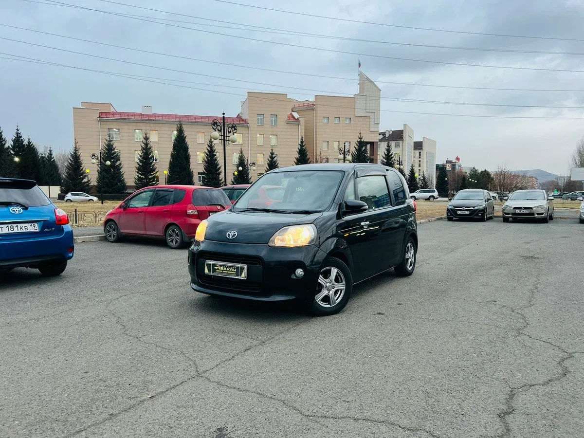 Toyota Porte II