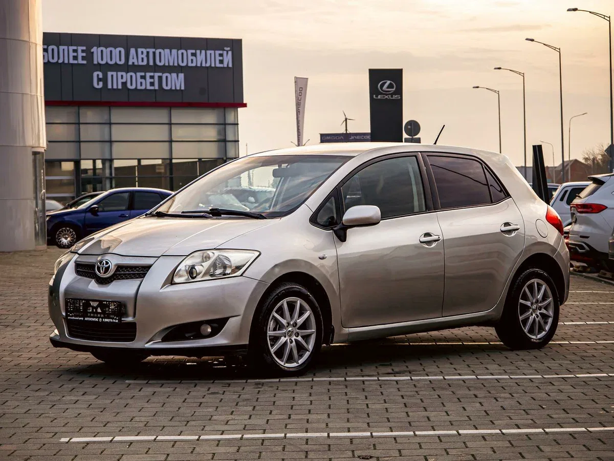 Toyota Auris I