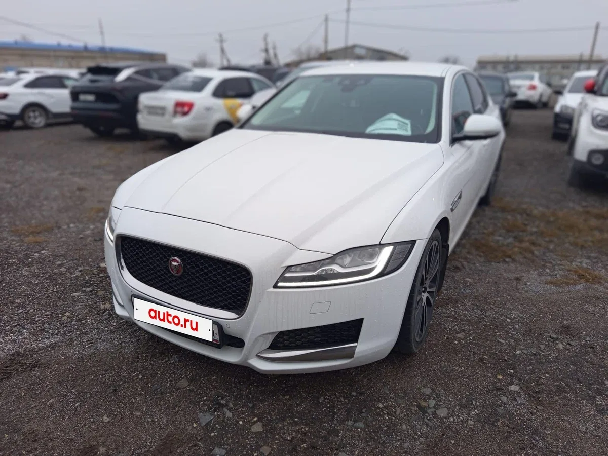 Jaguar XF II