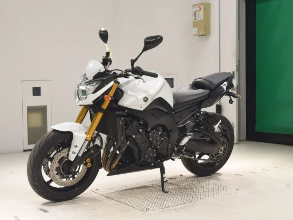 Yamaha FZ8