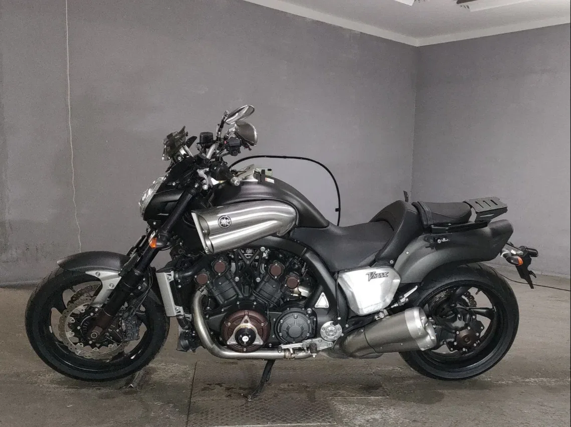 Yamaha VMAX 1700