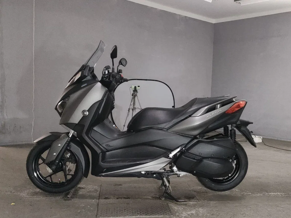 Yamaha XMAX