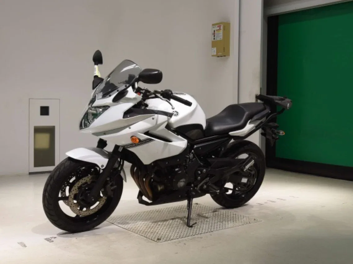 Yamaha XJ6