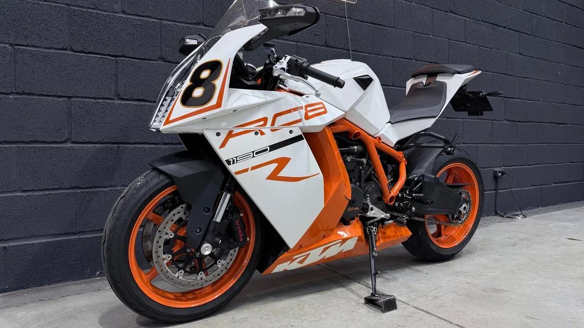KTM AG 1190 RC8