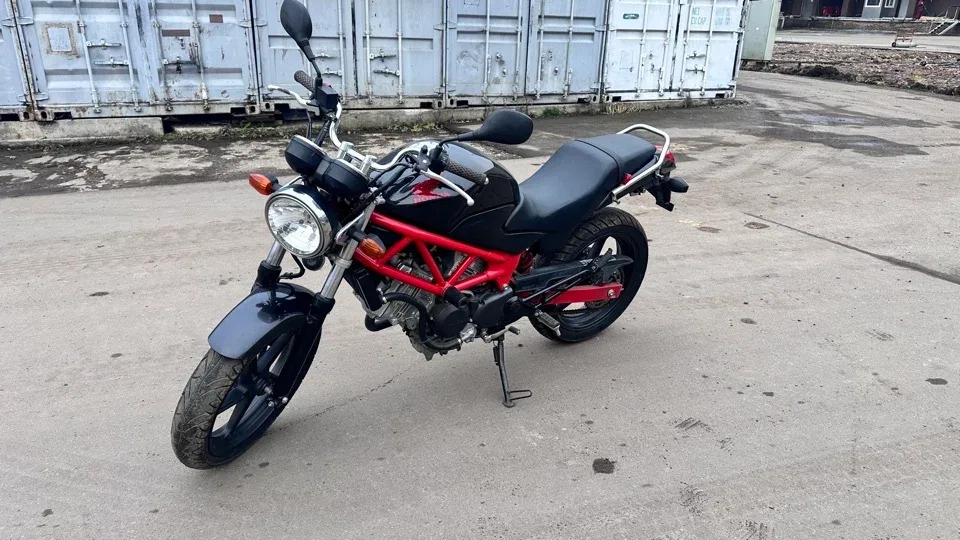 Honda VTR 250