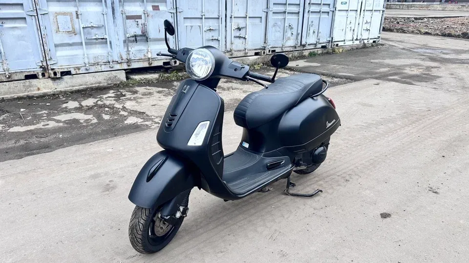 Vespa GTS 300