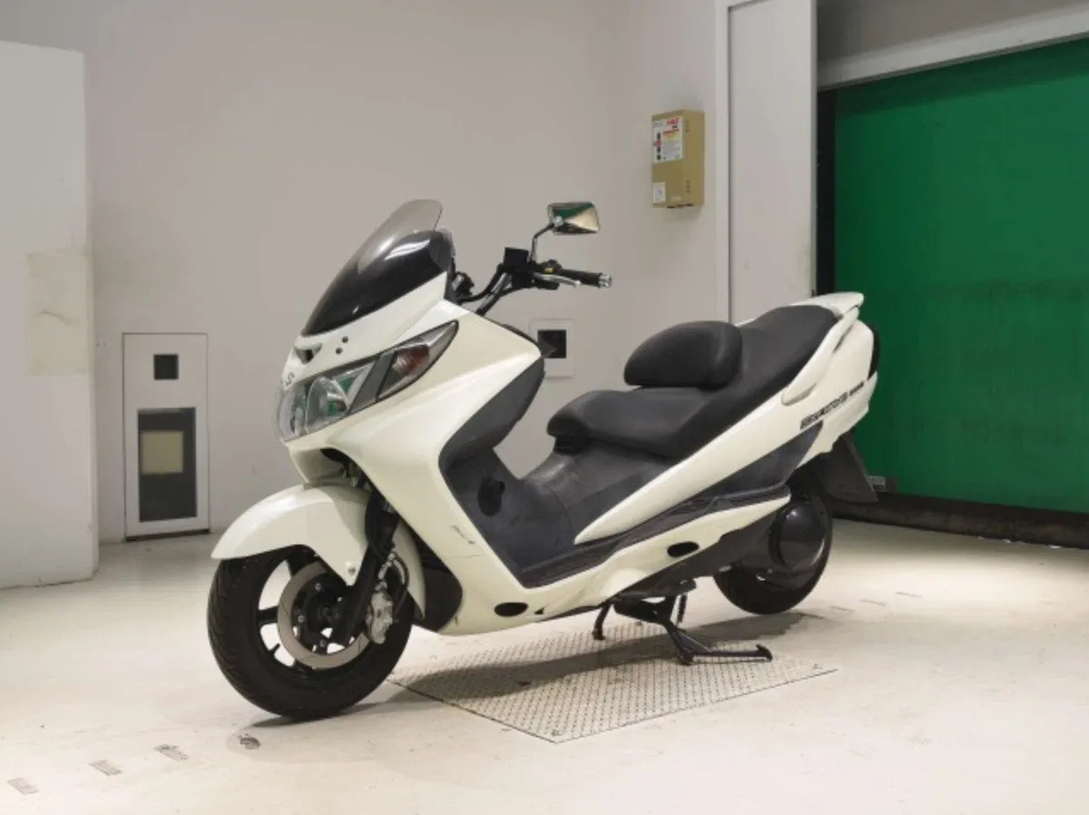 Suzuki Burgman 400