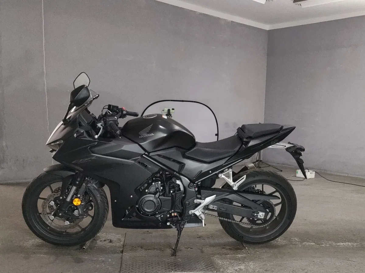 Honda CBR400R
