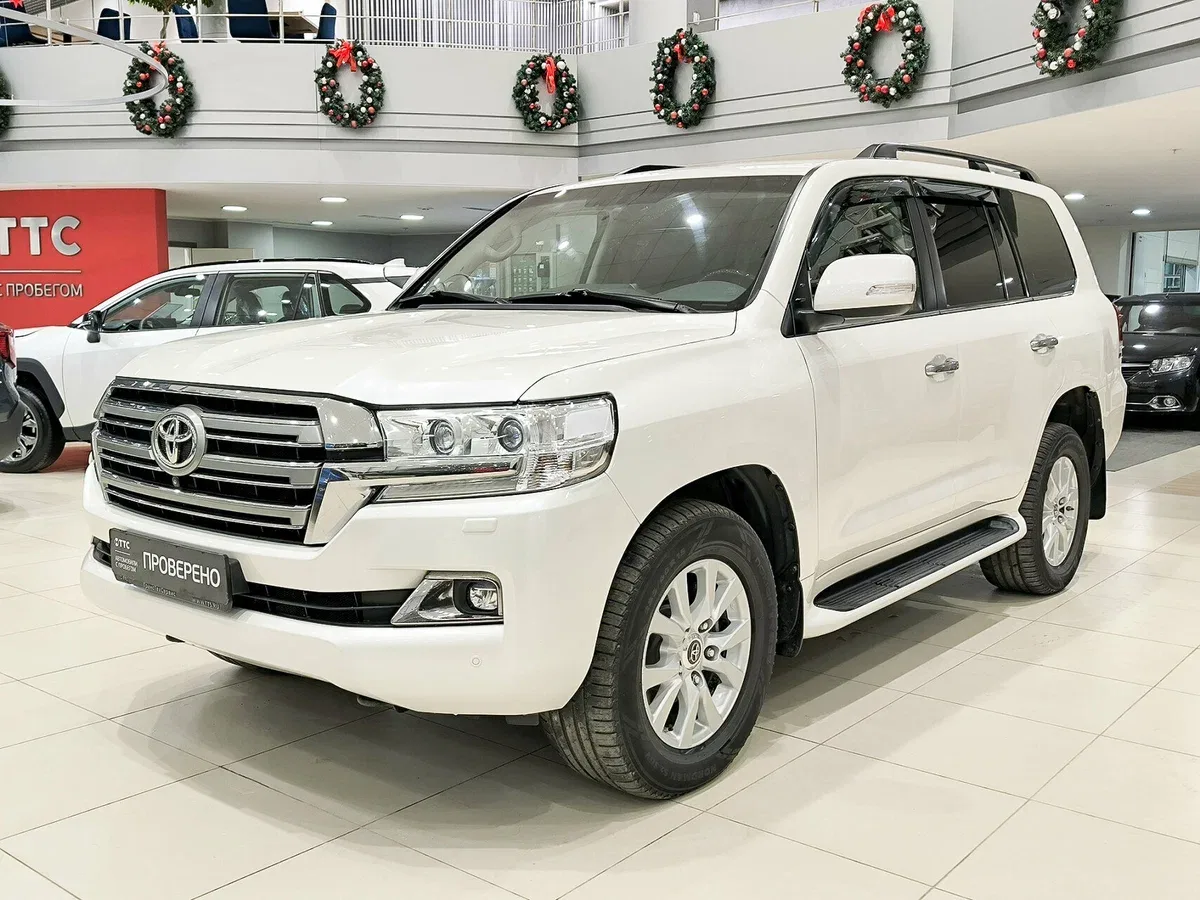 Toyota Land Cruiser 200 Series Рестайлинг 2