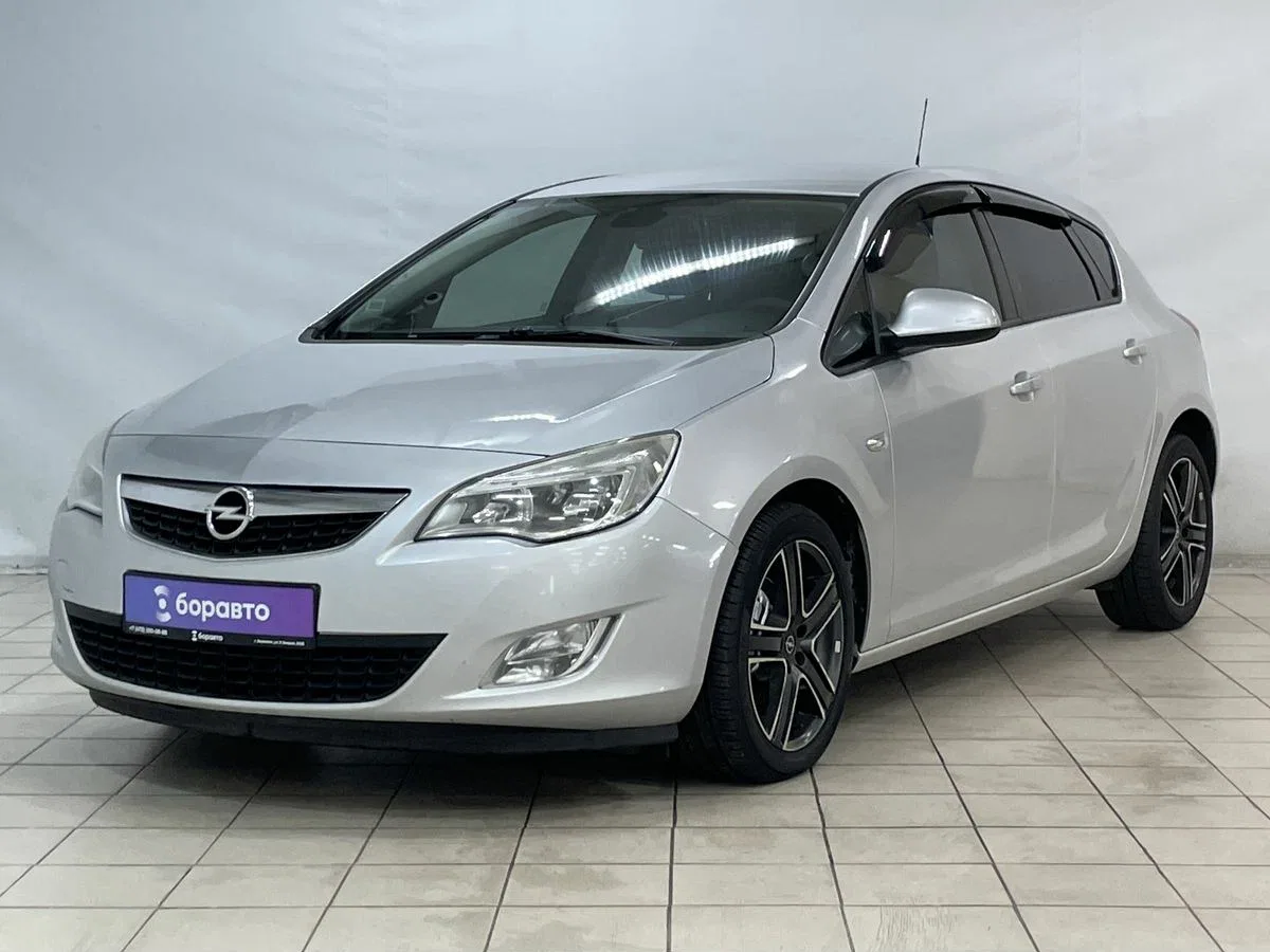 Opel Astra J
