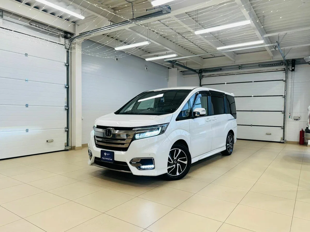 Honda Stepwgn V Рестайлинг