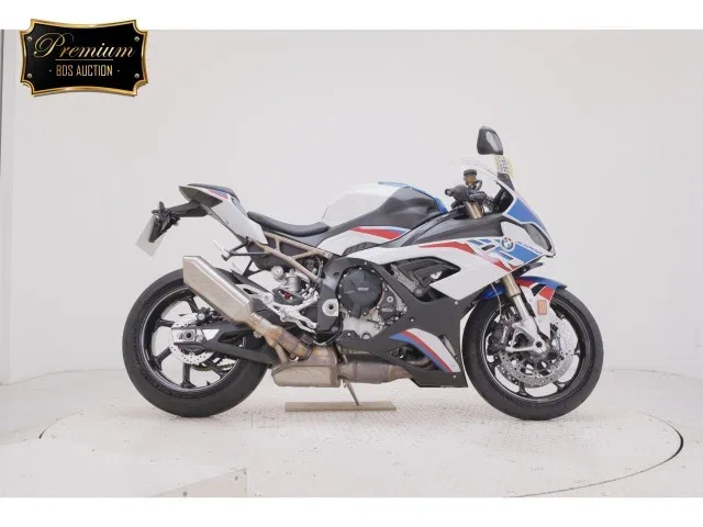 BMW M 1000 RR