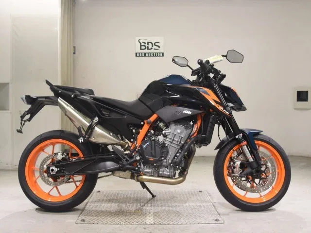 KTM AG 890 Duke R