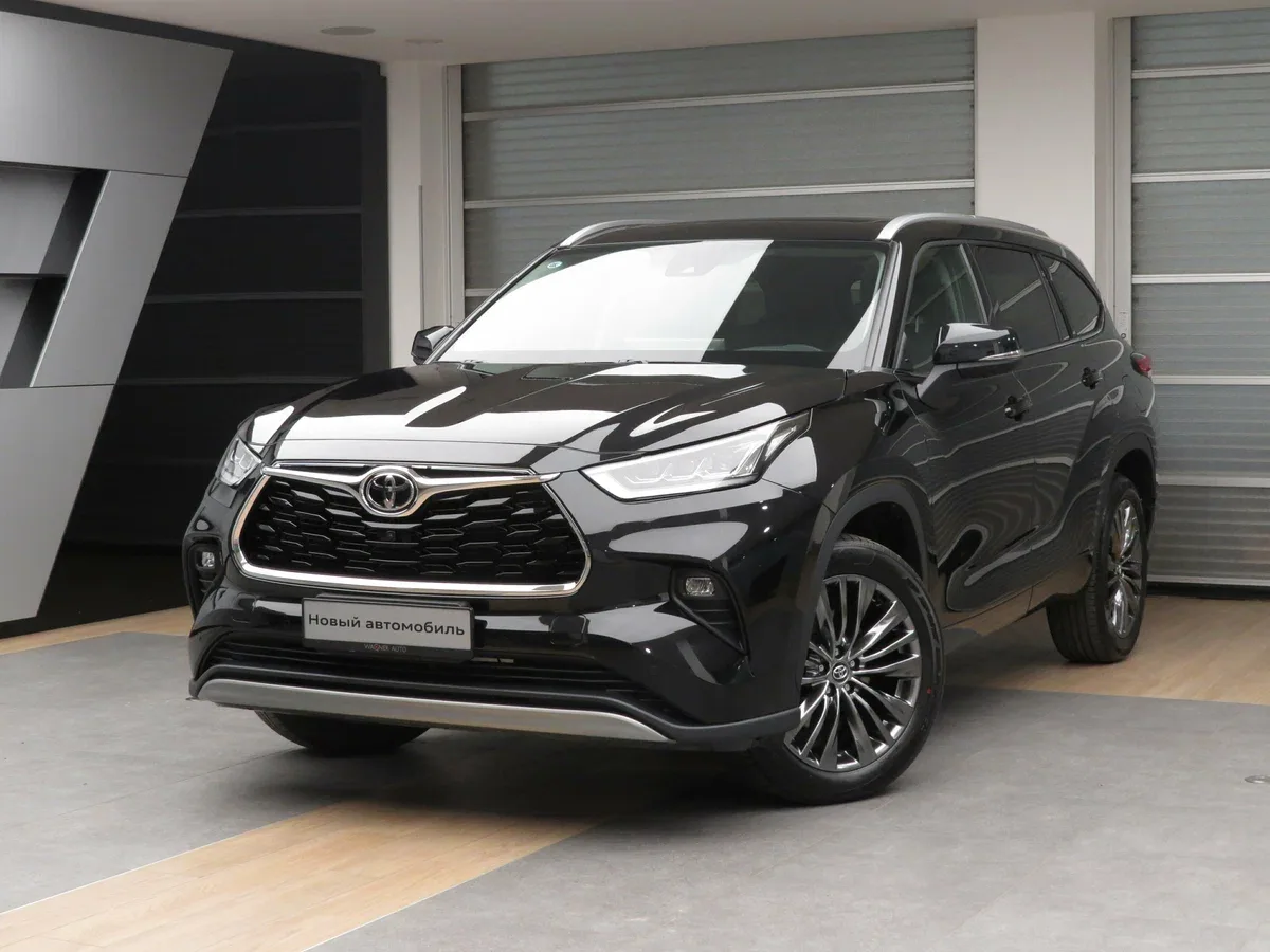 Toyota Highlander IV (U70)