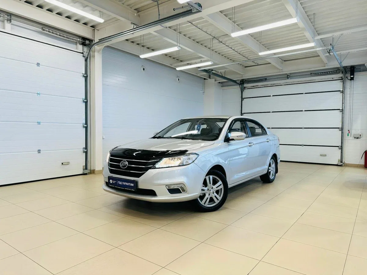 Lifan Solano II