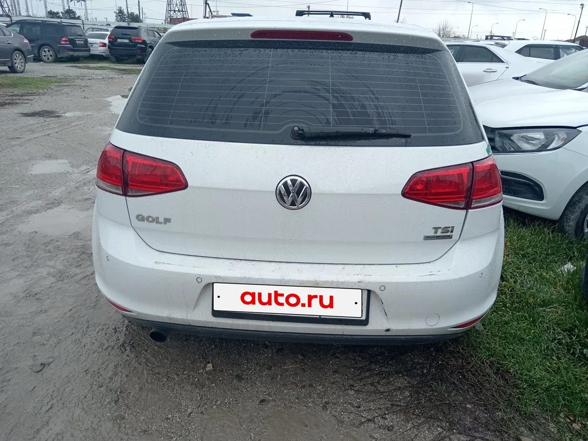 Volkswagen Golf VII