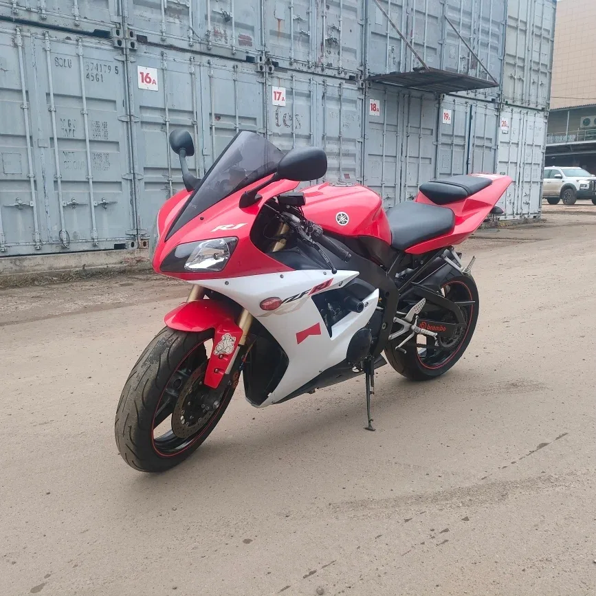 Yamaha YZF-R1