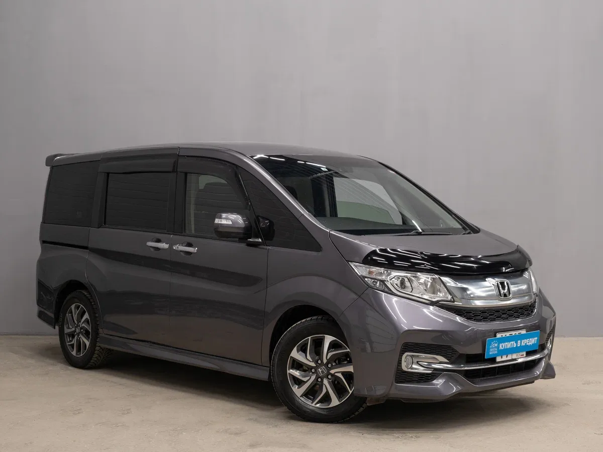Honda Stepwgn V