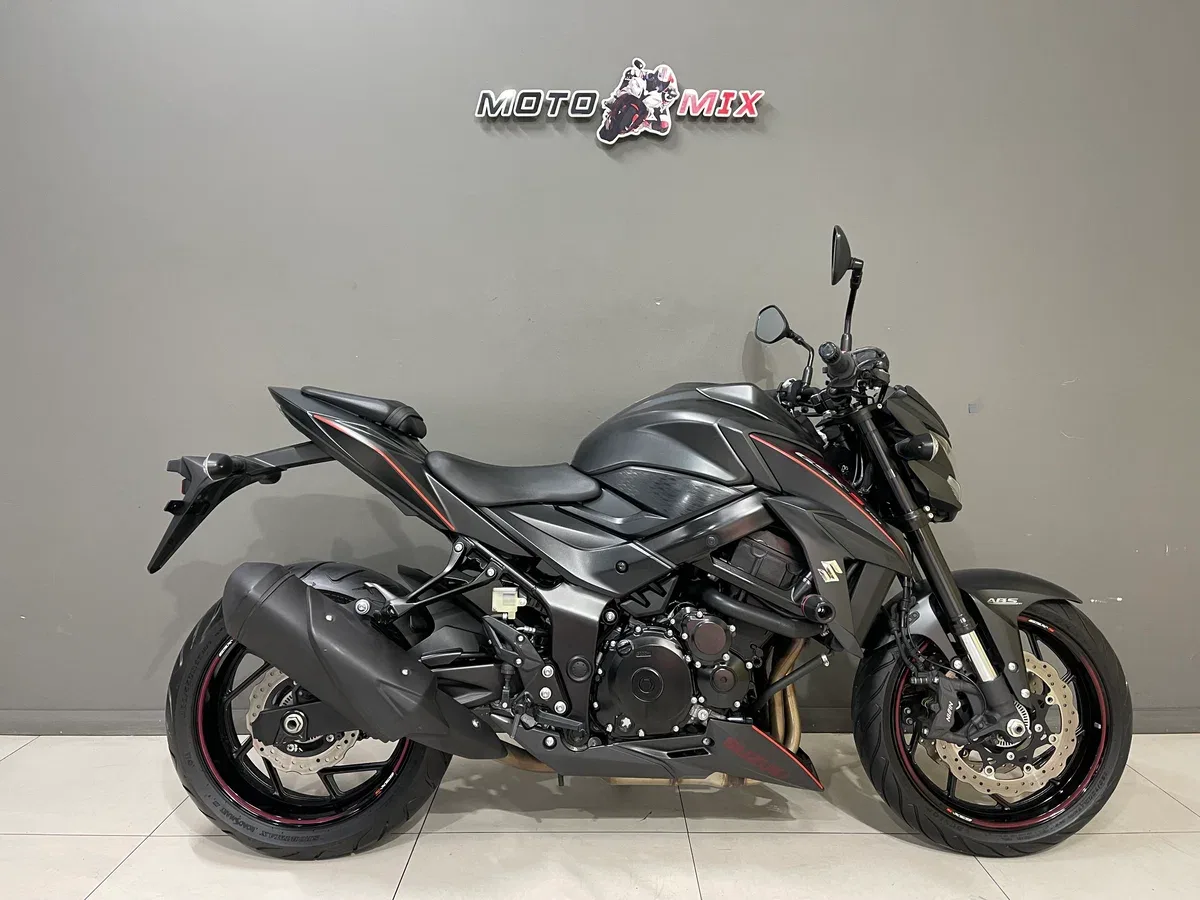 Suzuki GSX-S 750