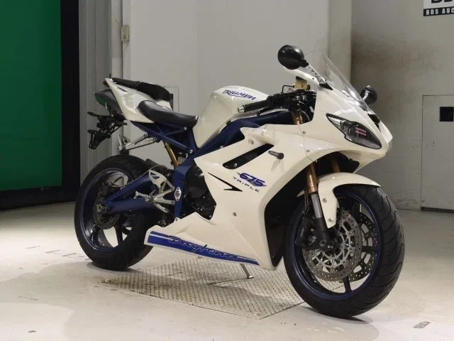 Triumph Daytona 675