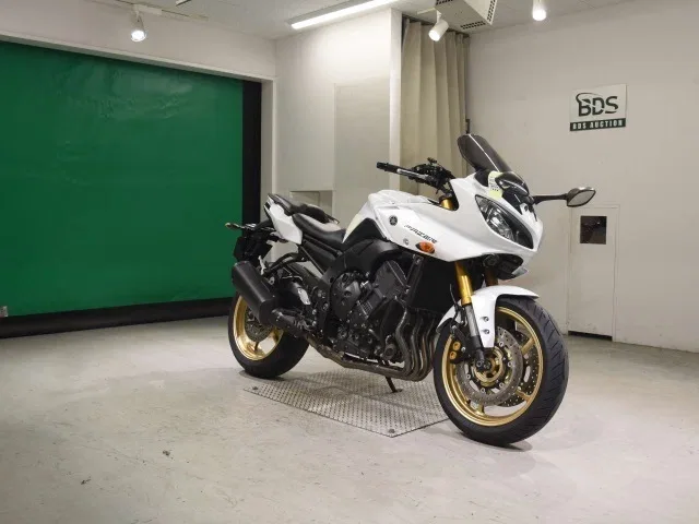 Yamaha FZ8