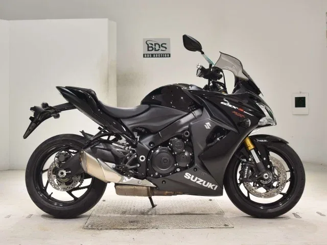 Suzuki GSX-S 1000 F