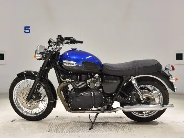 Triumph Bonneville T100