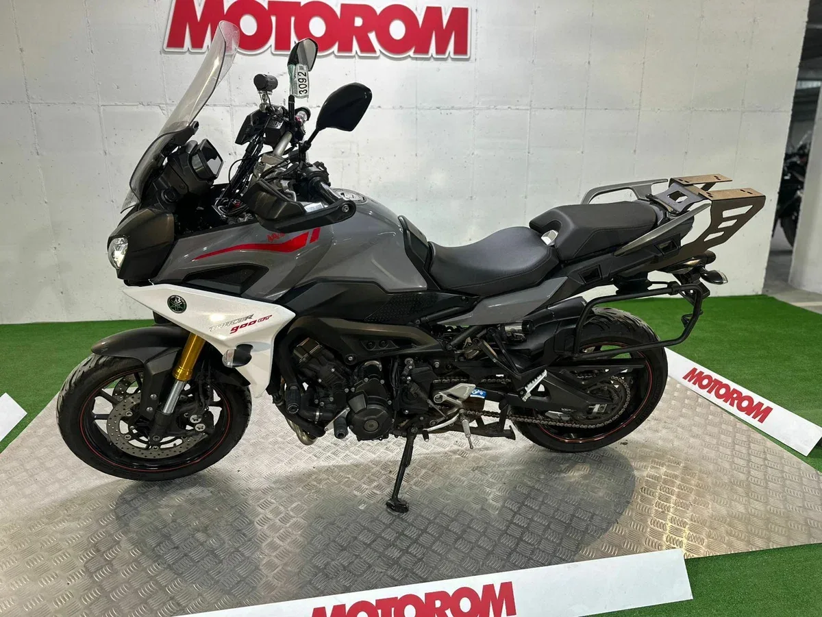 Yamaha MT-09 Tracer