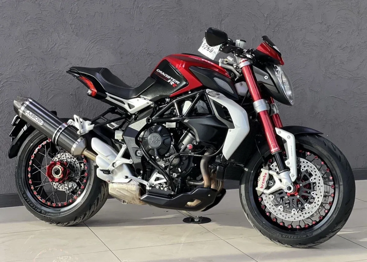 MV Agusta Dragster 800
