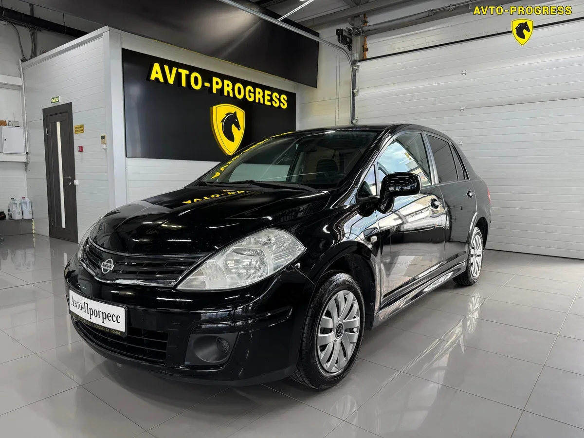 Nissan Tiida I Рестайлинг