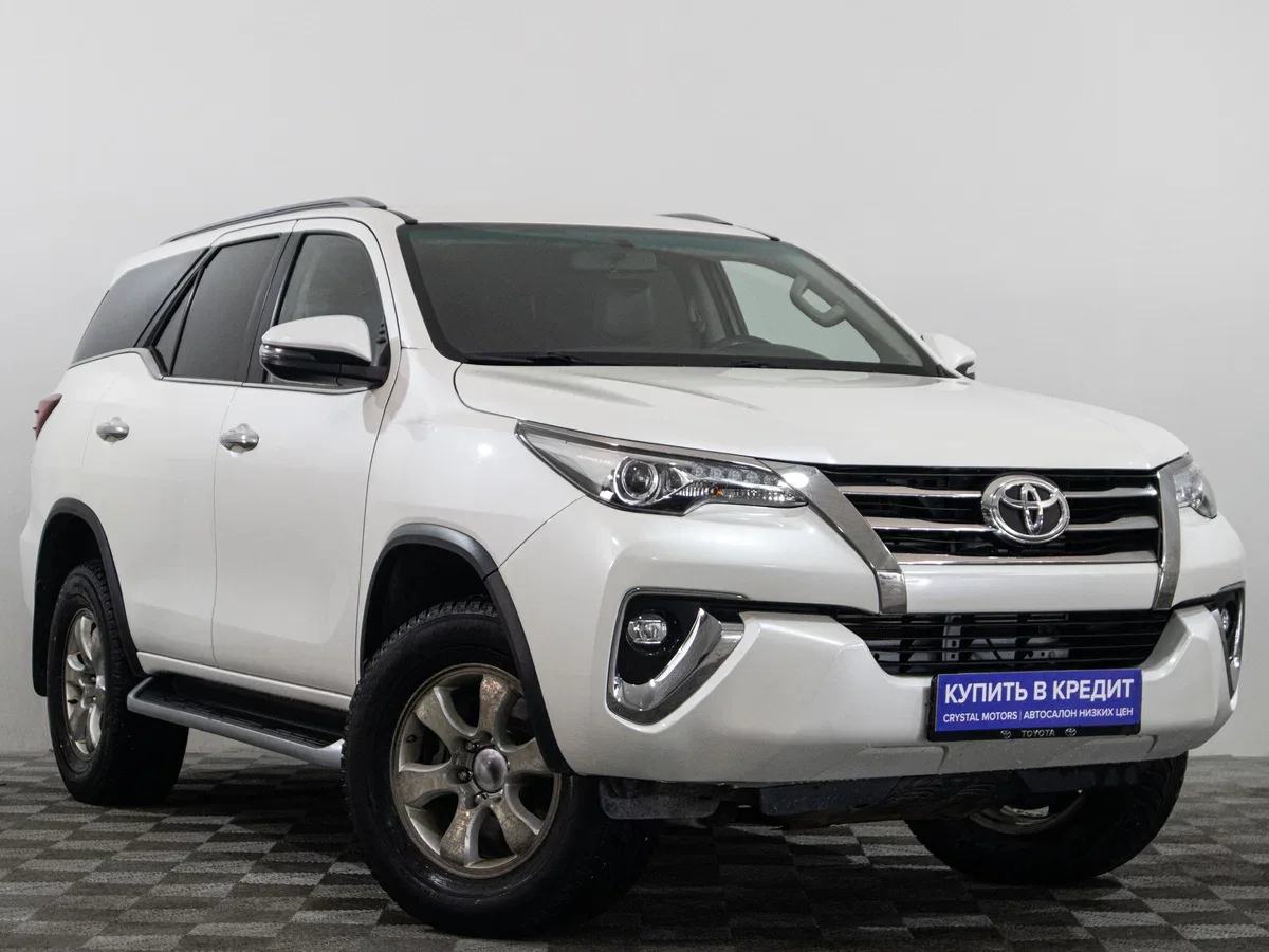 Toyota Fortuner II