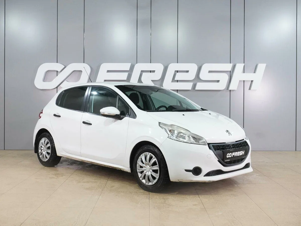 Peugeot 208 I